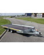 Autoambulance Eduard 506x200cm met dichte laadvloer, aluminium borden, kabellier en oprijplaten laadvloerhoogte 56cm bruto laadvermogen 3000kg