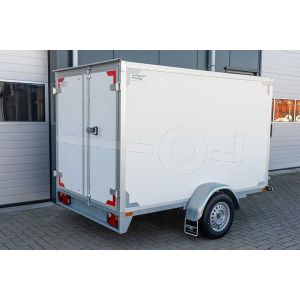 Enkelas gesloten aanhangwagen, merk Twins Trailers, afmeting 257x157x150 cm, met twee achterdeuren, bruto laadvermogen 1500kg.