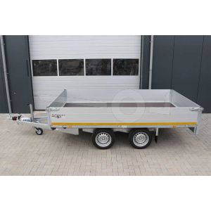 Eduard plateauwagen met 40cm borden, afmeting 330x180cm , laadvloerhoogte 63cm, bruto laadvermogen 2000kg.