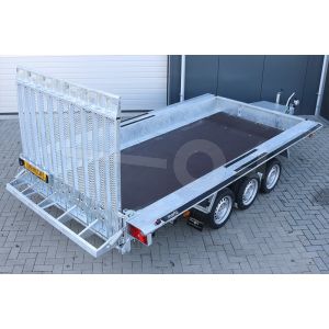 Martz machinetransporter Bau 3 400/3 S, 400x180cm (lxb laadbak), bruto 3500kg (2668kg netto), 25cm stalen borden, banden 13", tridemas