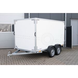 VDM gesloten aanhangwagen (lxbxh) 300x150x150cm,  Bruto 750kg (385kg netto), Witte PPL panelen, 2 achterdeuren, Vloerhoogte ca.52cm, Tandemas ongeremd, Banden 13