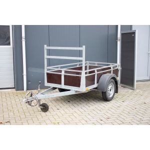 TwinArc aanhangwagen , afmeting 200x110xm, bruto laadvermogen 750kg( netto 596kg) , bruin betonplex borden, 13" banden.